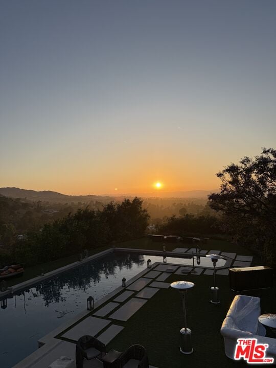 Stone Ridge Ln, 90077