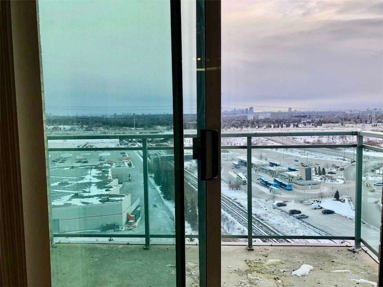 39 Oneida Crescent PH6