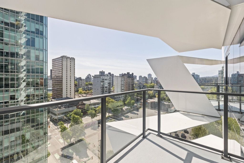 620 Cardero St, #1305