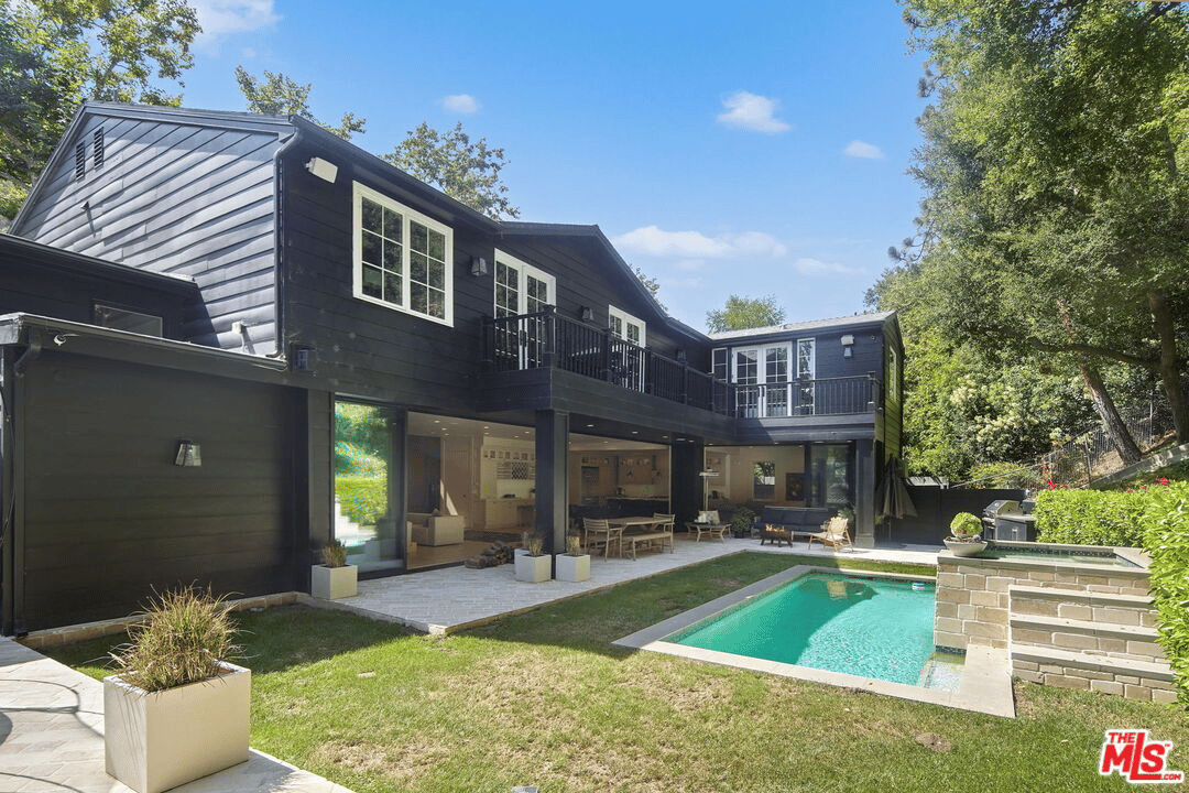 2794 Mandeville Canyon Rd