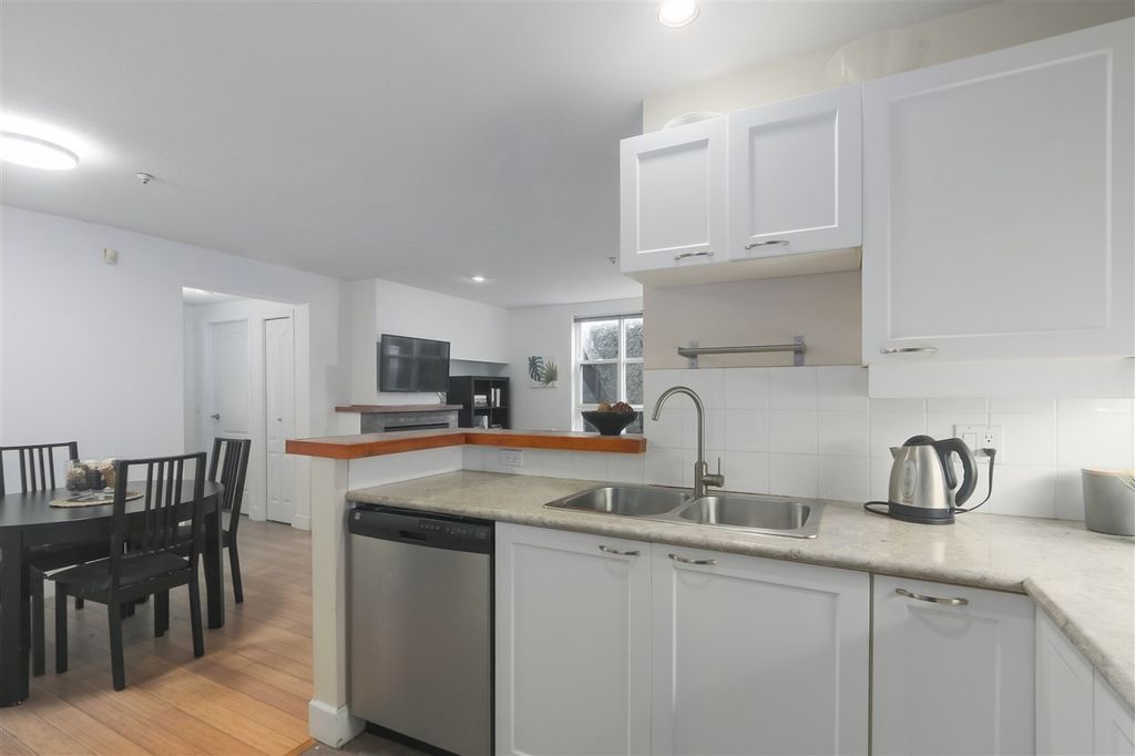 657 W 7th Ave, #103