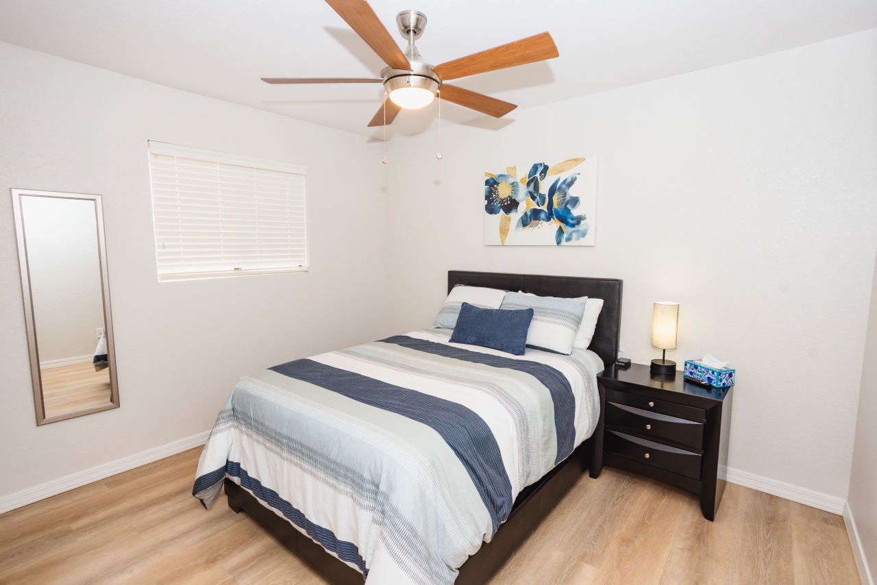 3376 Hornet Bay N