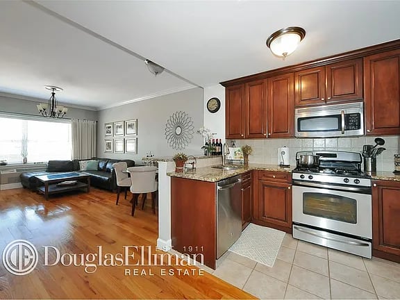 15031 12th Ave APT 202