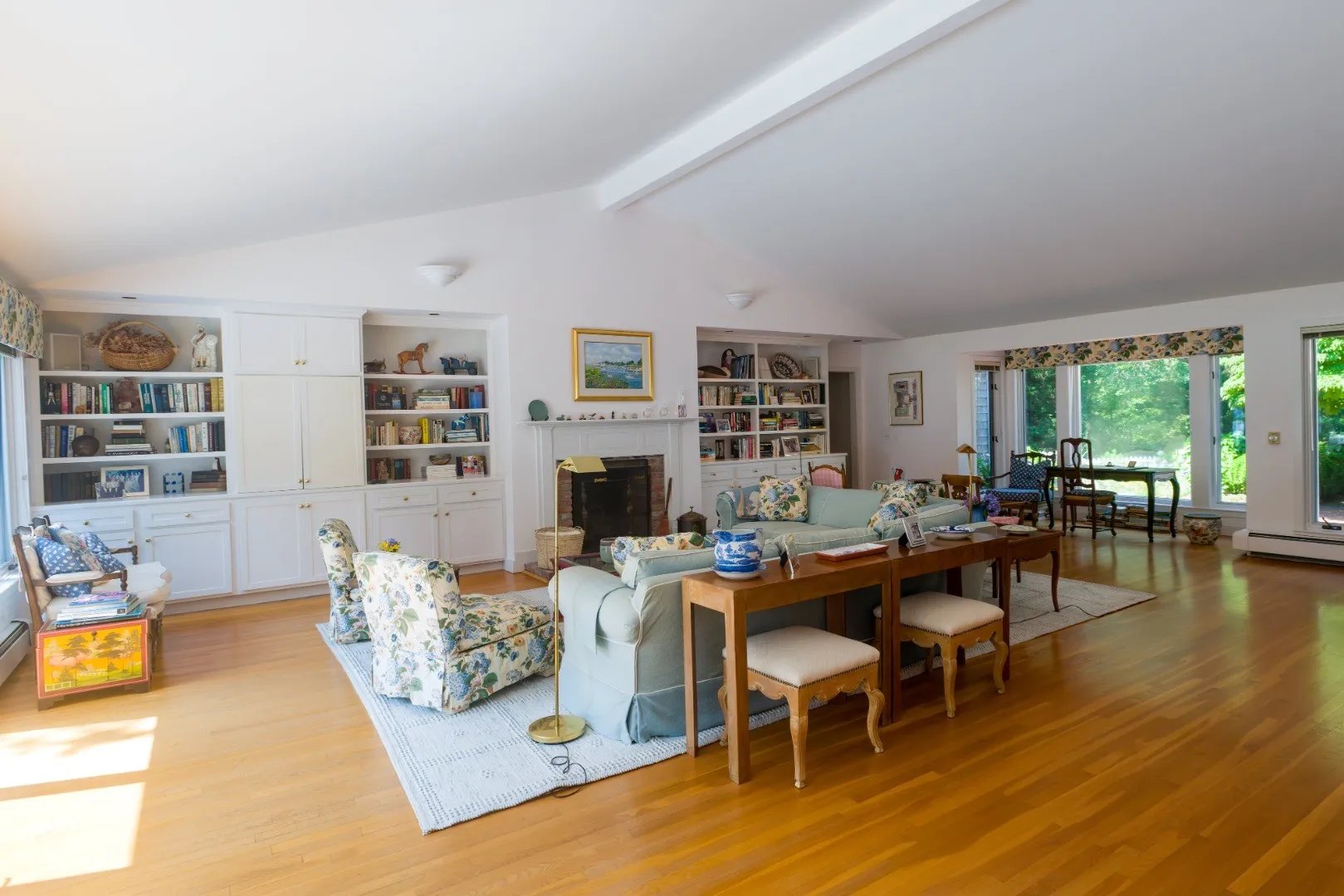 12 Tamarack Ln