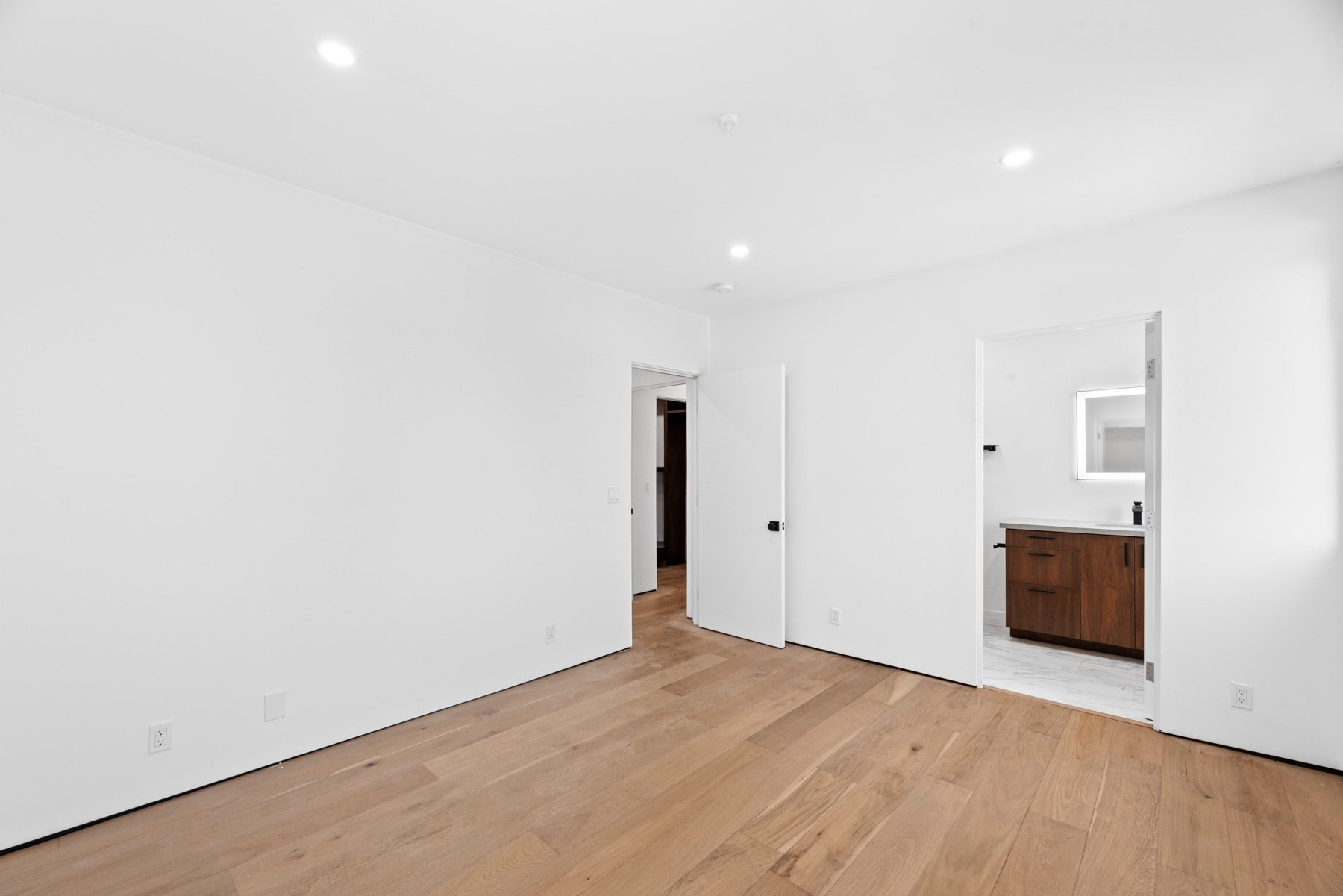 726 Howard St, Marina Del Rey