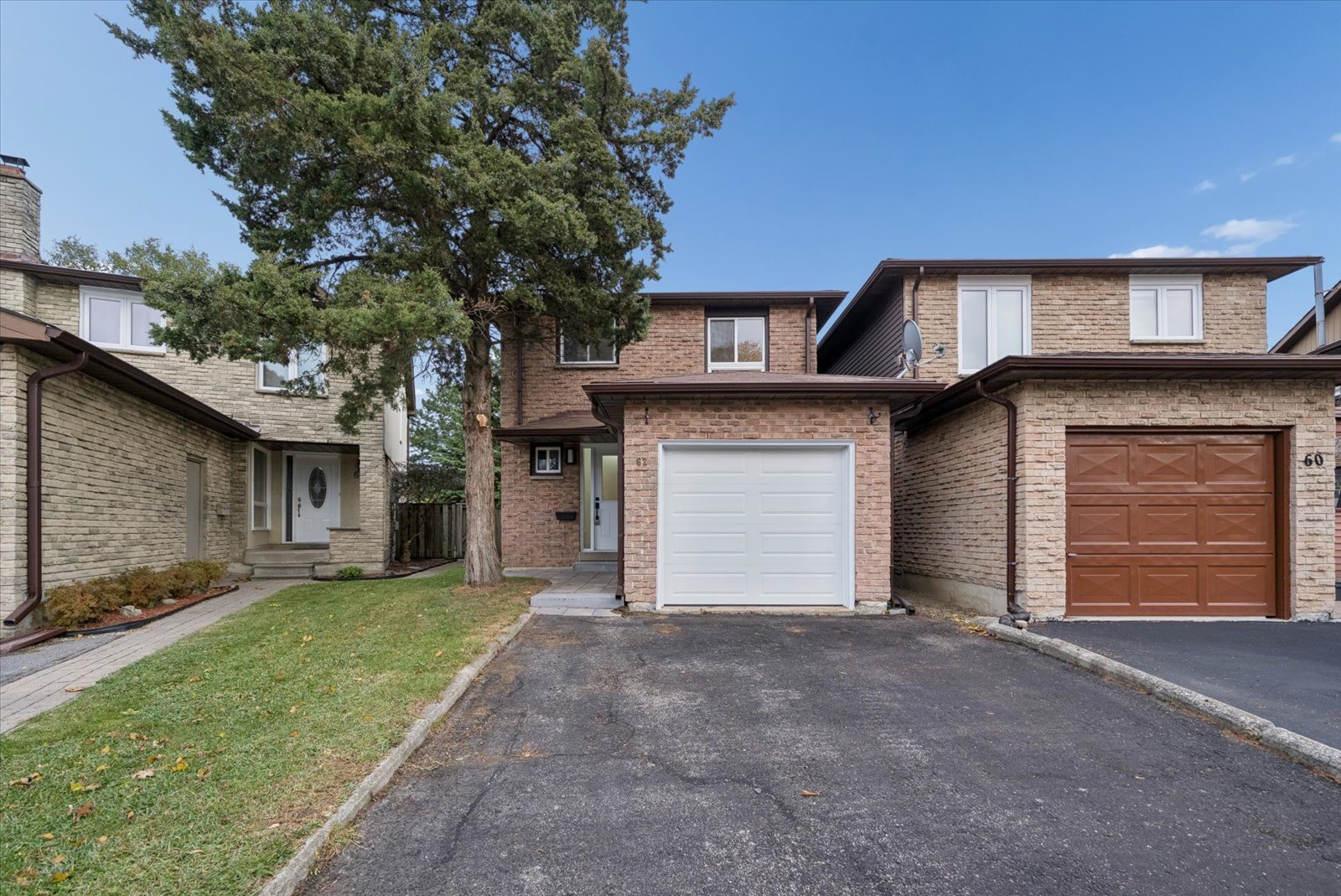 62 Pepperell Cres