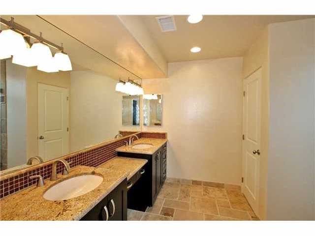 2743 Ocean Front Walk #3