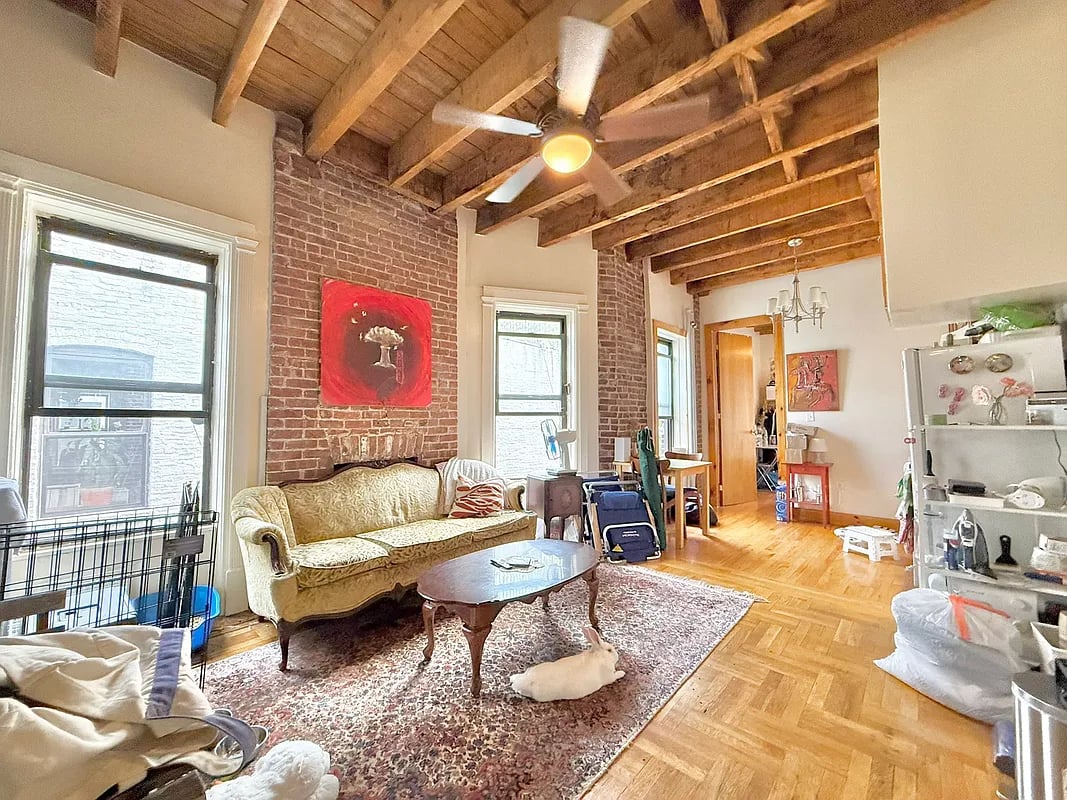 1054 Bergen St D2