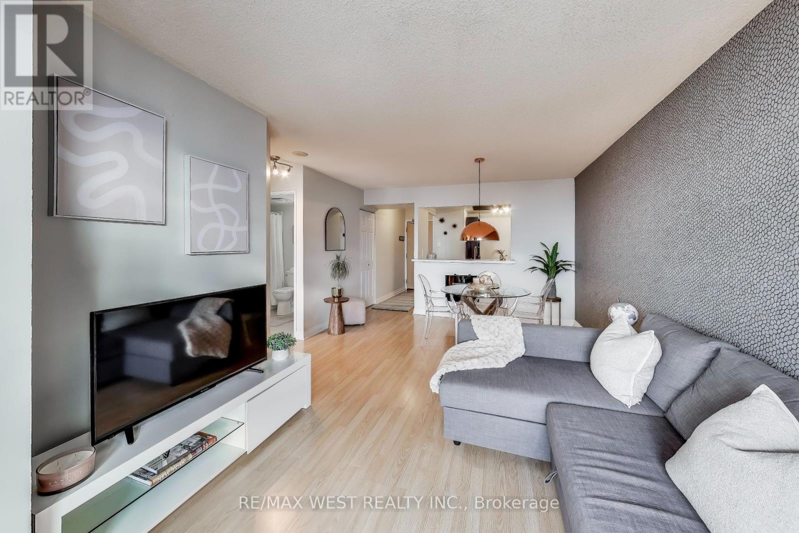 #1917 - 5 Greystone Walk Drive, Toronto Unit: 1917