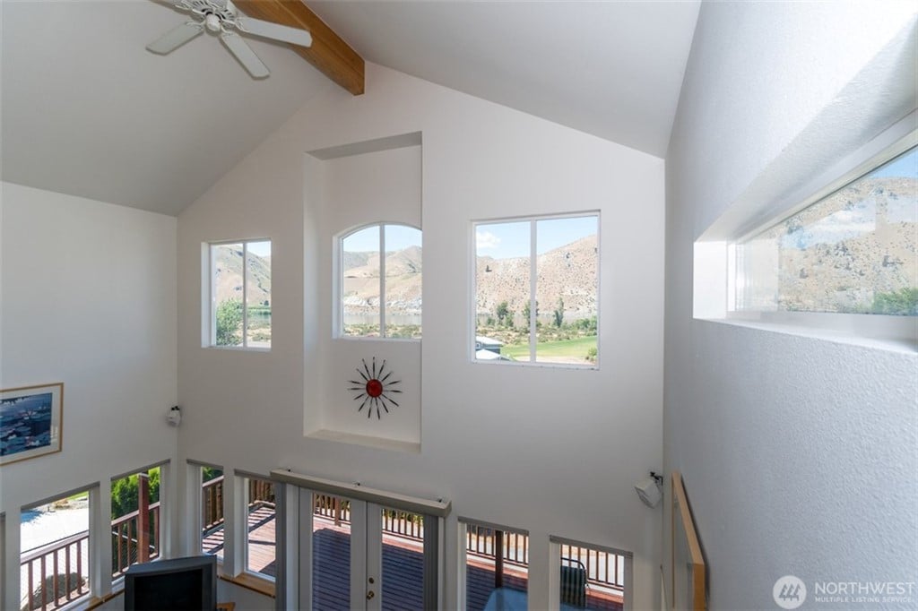 380 W Beach Drive