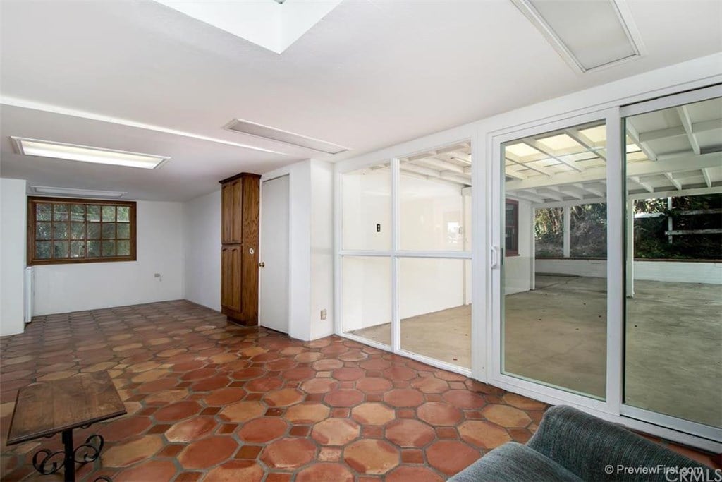 114 E Avenida San Juan