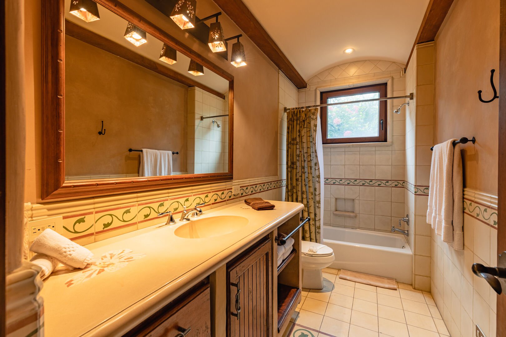 Casa Orquidea | Tvedroom Spanish Colonial in Exclusive Hacienda Pinilla