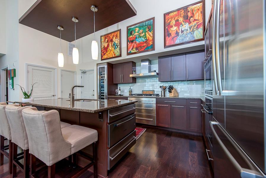 1600 Barton Springs Rd