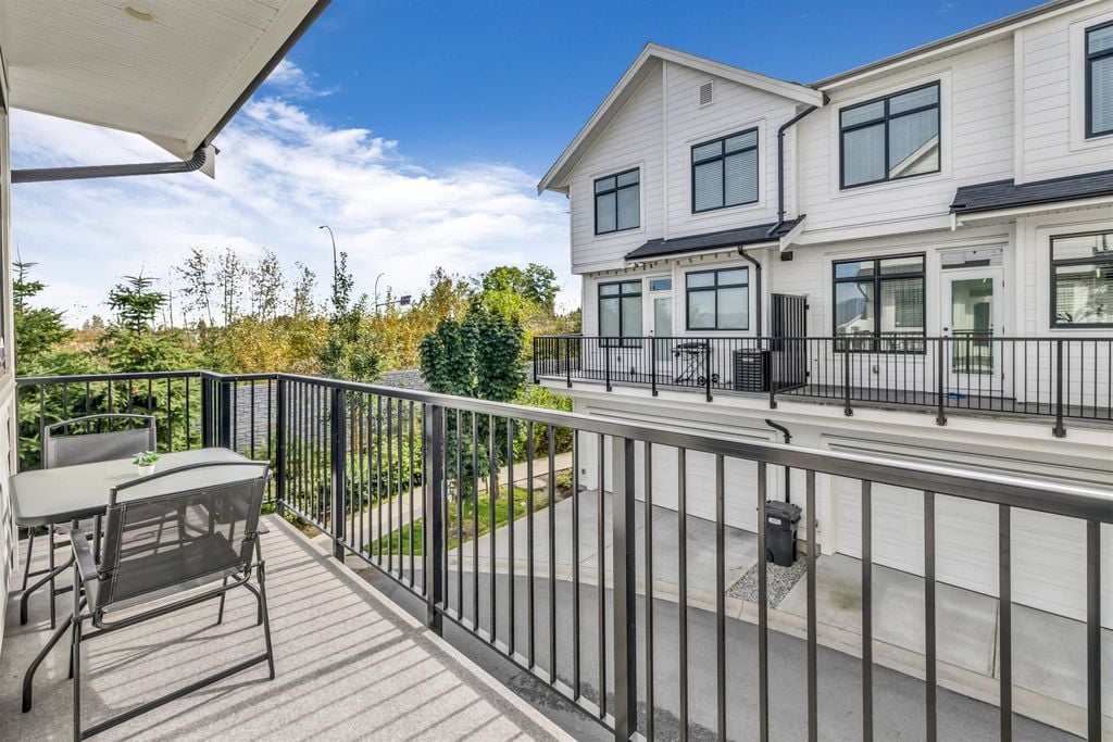 17557 100 Ave, #32