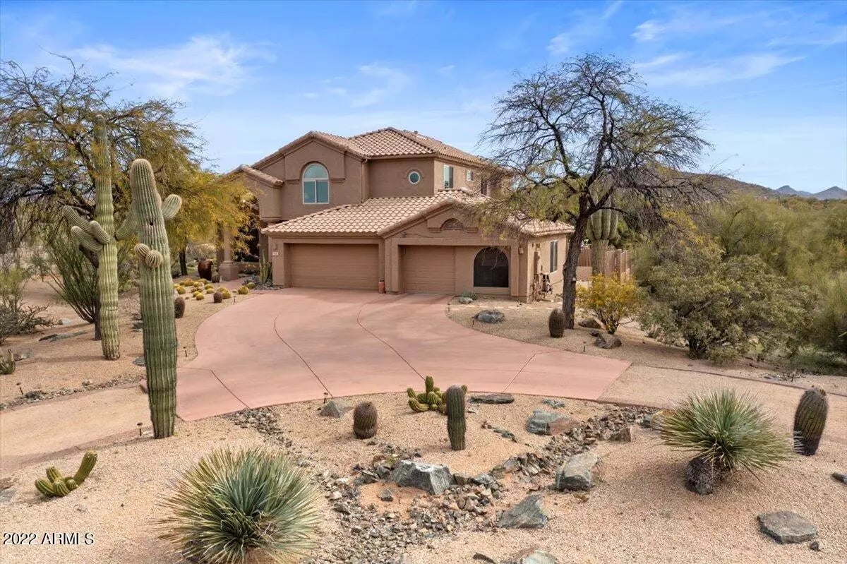 7130 E Carriage Trails Dr