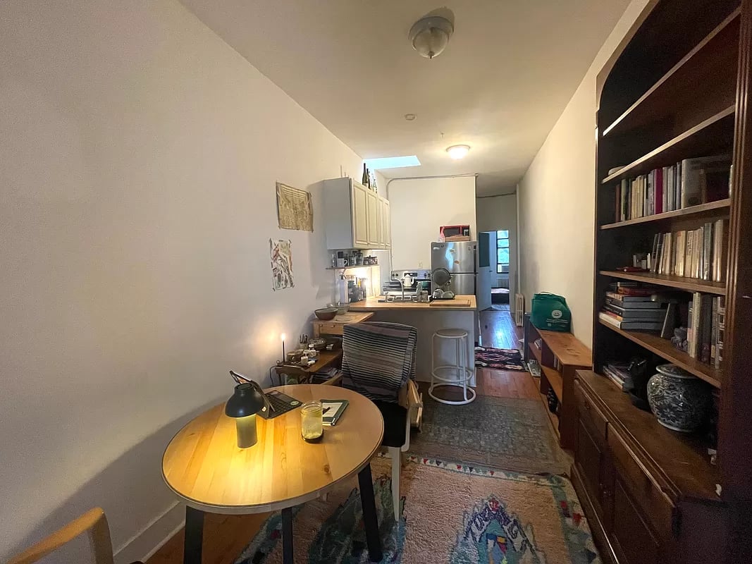 369 Menahan Street #2L