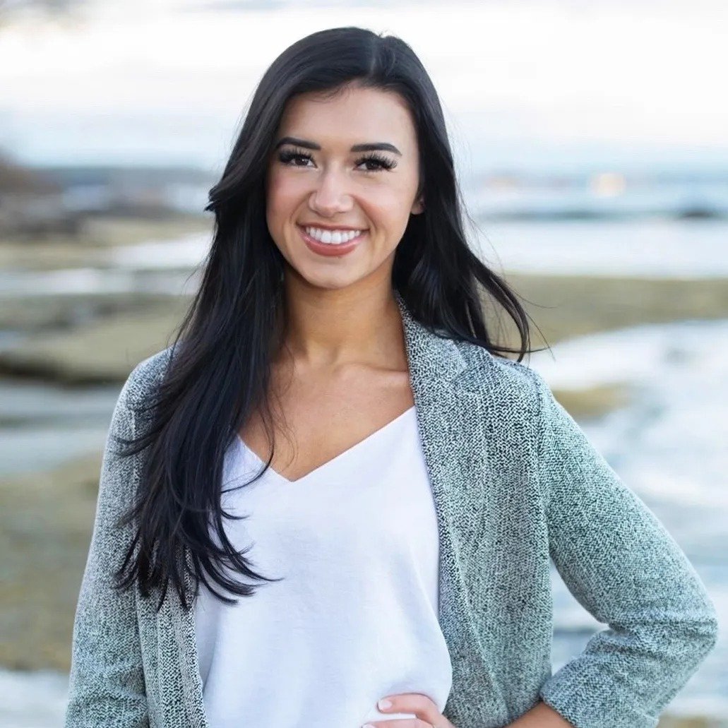 Maya Odlin Portland, ME Real Estate Agent Headshot