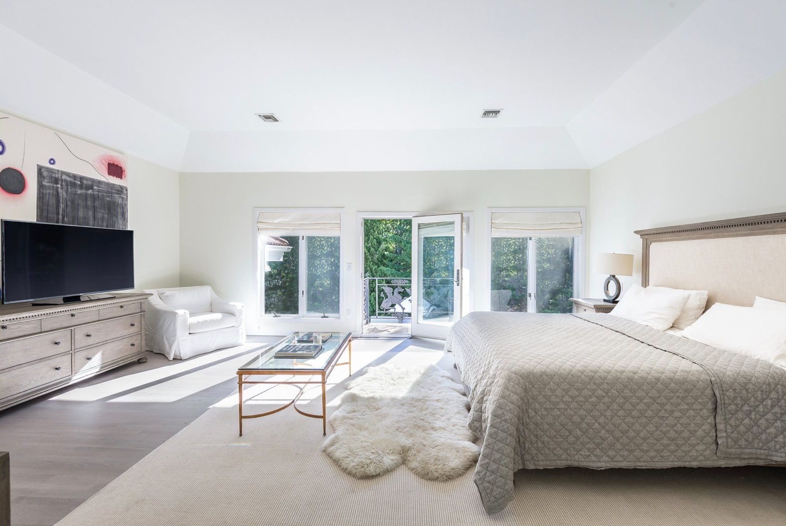 Ideally Situated House (Summer Rental)