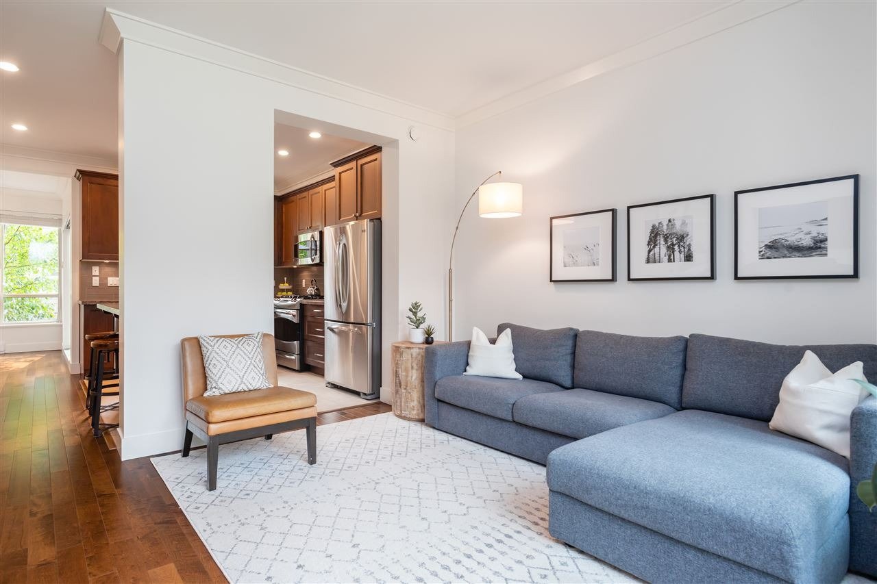 897 Premier St, #17
