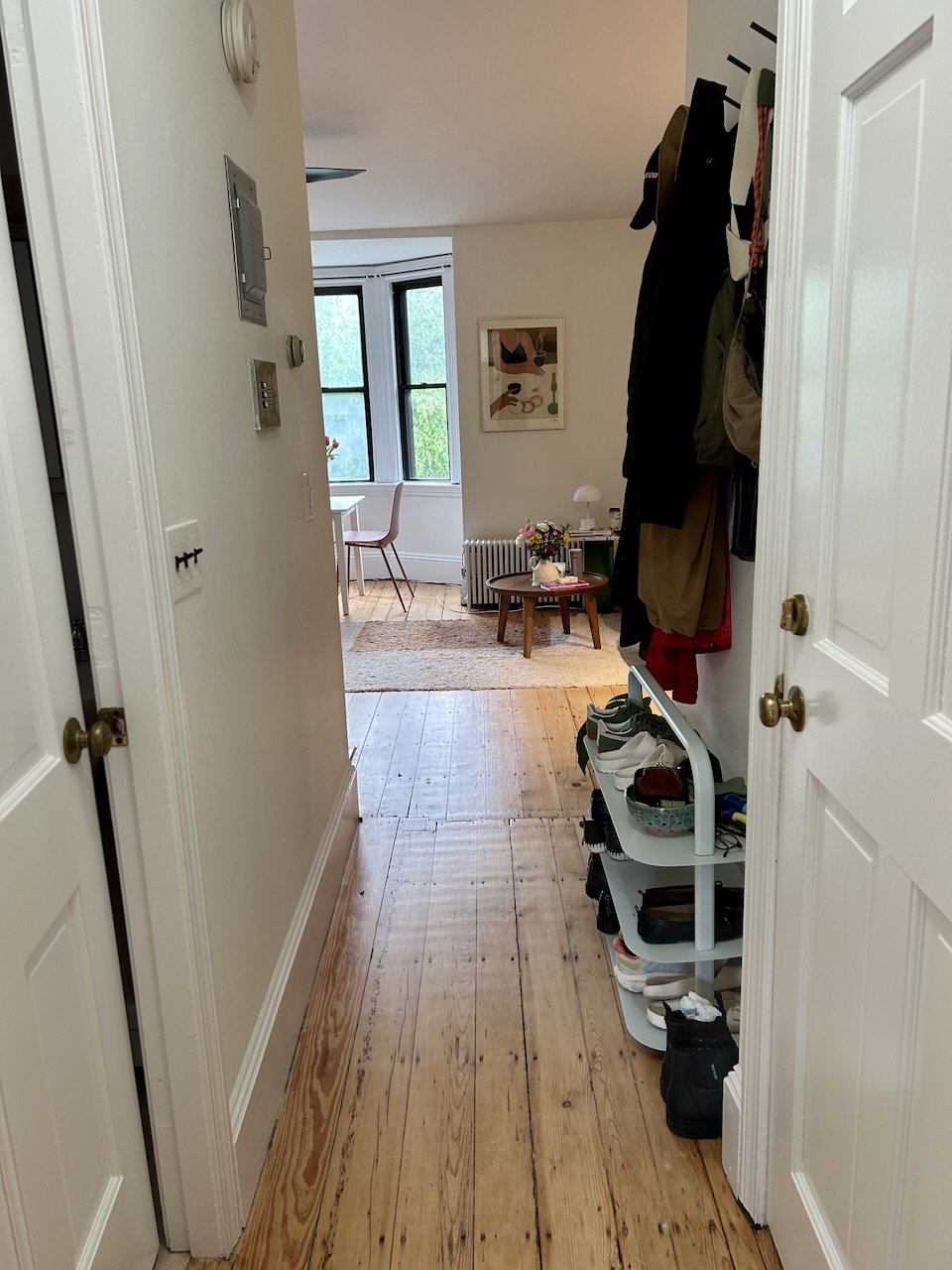 Available AUGUST - Appleton Street 1 bed 1 bath - Just Painted and Floors done - Heat and Hot water included - Pets are ok! 
