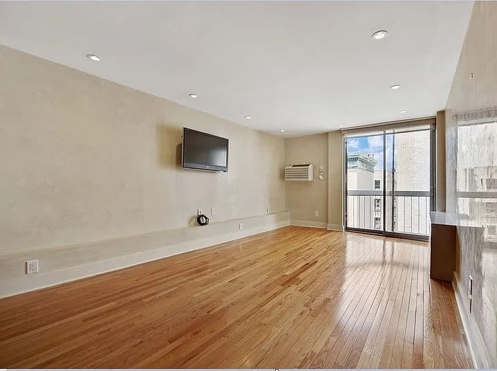 184 Thompson Street 5G