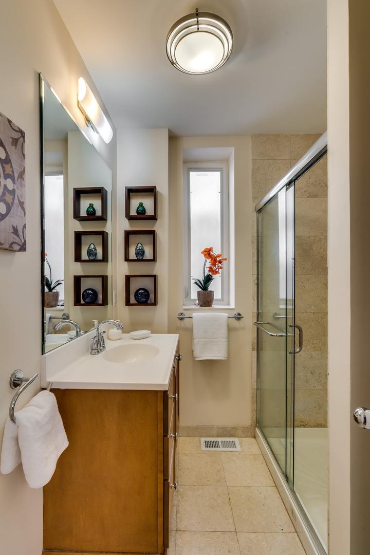 Bucktown Abode: 1736 N. Wilmot 