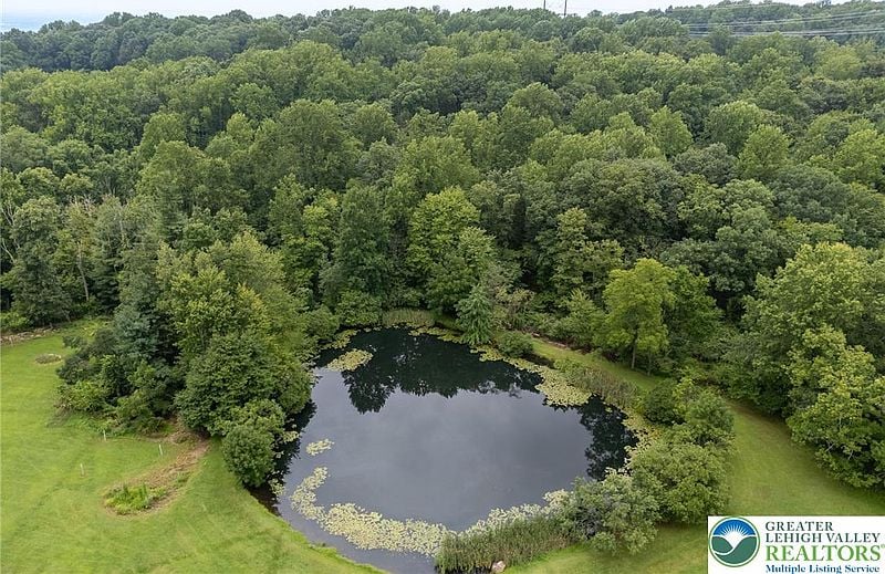 271 WETZEL ROAD
