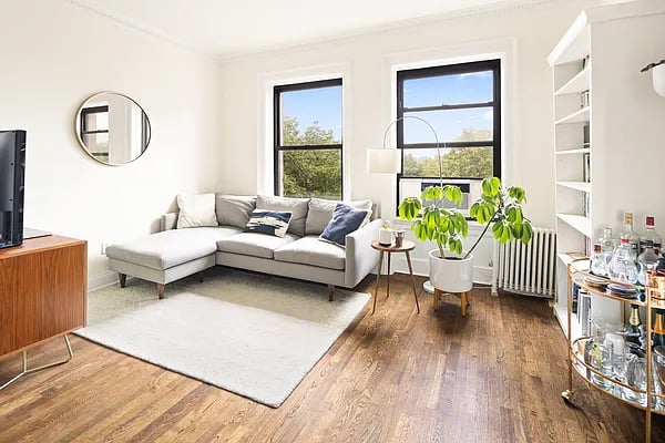 224 Riverside Drive Unit: 5D