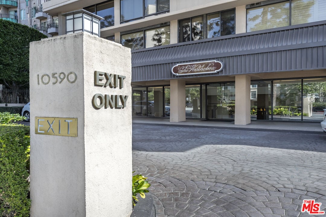 10590 Wilshire Blvd #307 and #2A