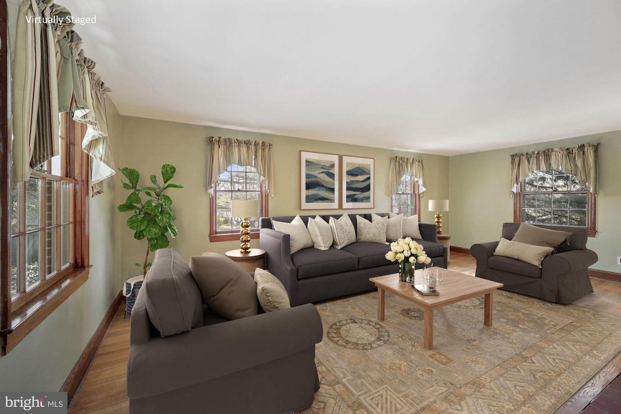 144 Archwood Ave
