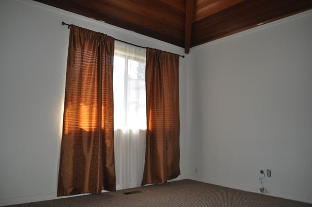 Home for sale in Tahoe Park! 6155 11th Ave Sacramento, CA 95820
