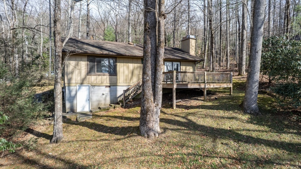 1696 Clear Creek Rd , Highlands, NC 28741