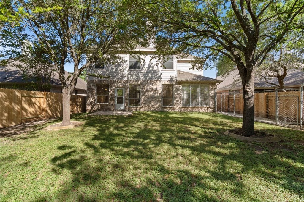 10937 Colonel Winn Loop