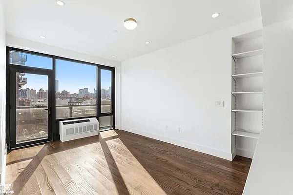 399 East Eighth Street Unit: 8C