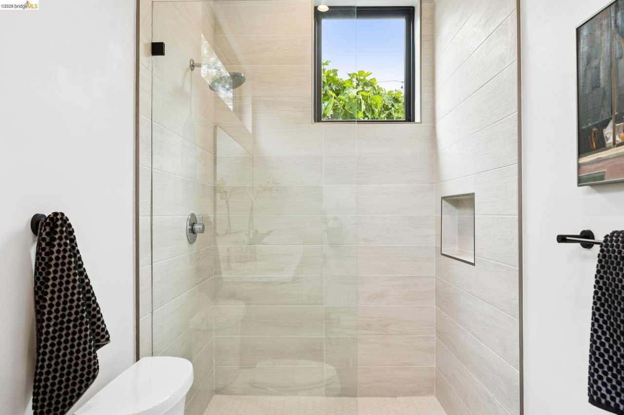 1517 Fairview St, Berkeley