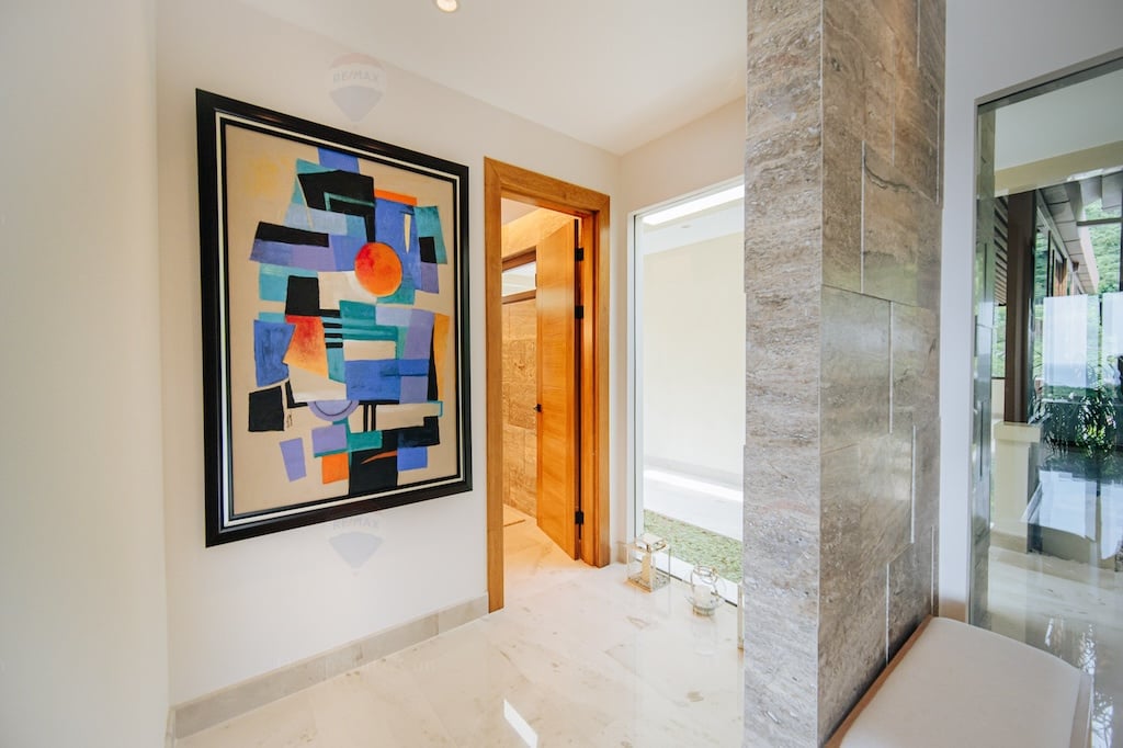 Cortez Amarillo 4 | Newly Renovated 5-Bedroom Ocean-View Luxury Home in Reserva Conchal