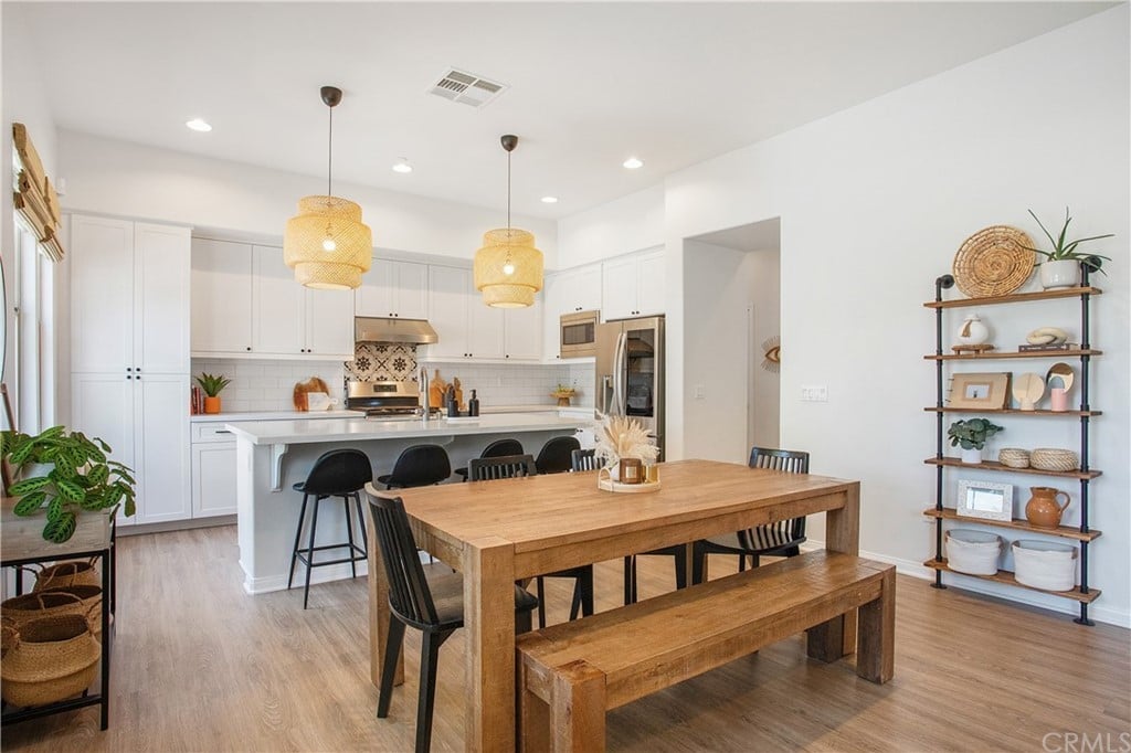 74 Promesa Ave
