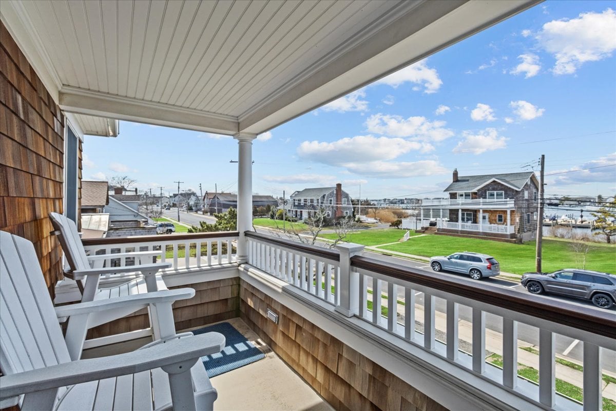 603 Lake Avenue, Bay Head