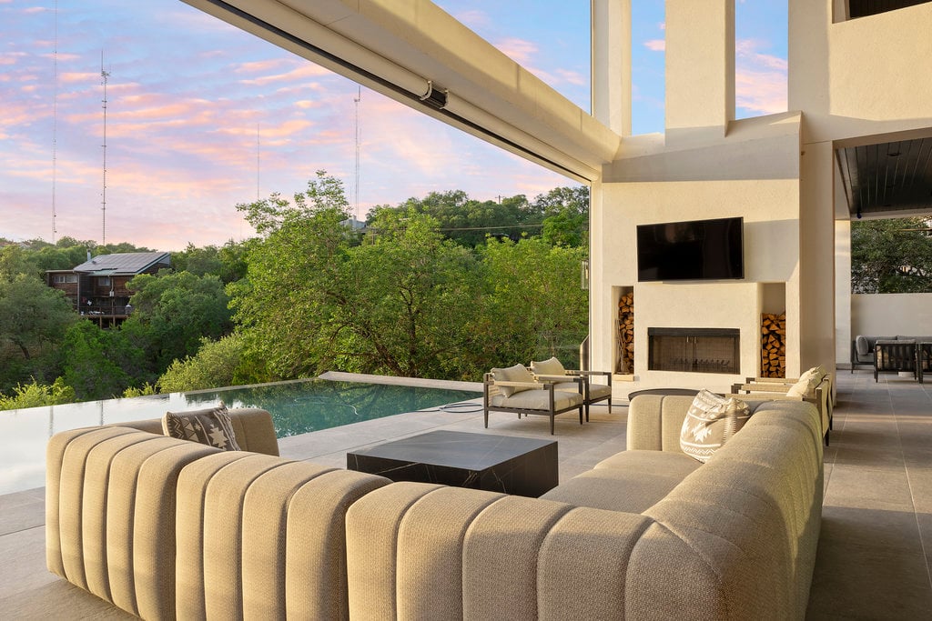 North Oak Canyon ~ Custom Residence