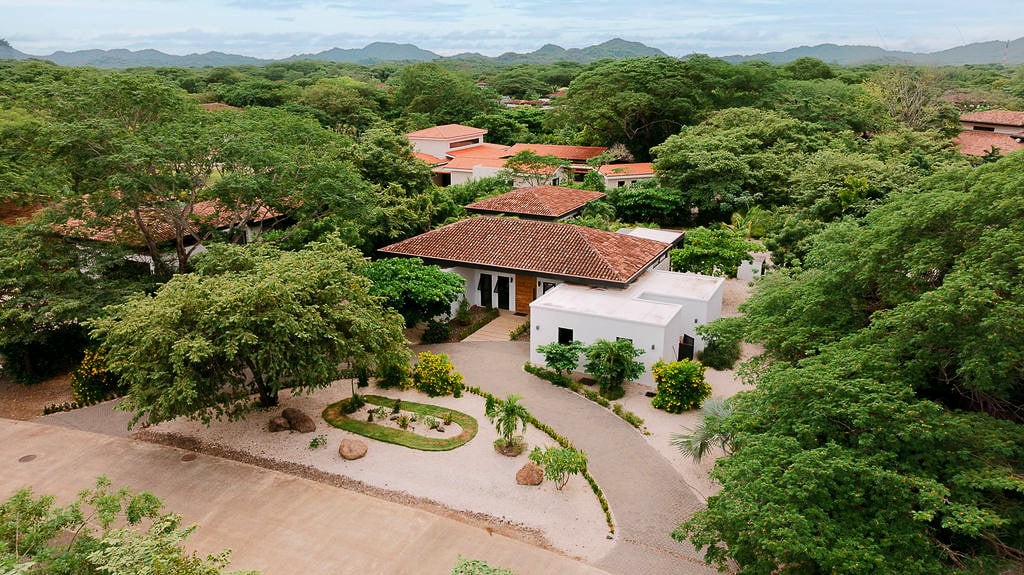 Casa Julia | Luxury Estate with Guest House & Two Private Pools in Hacienda Pinilla