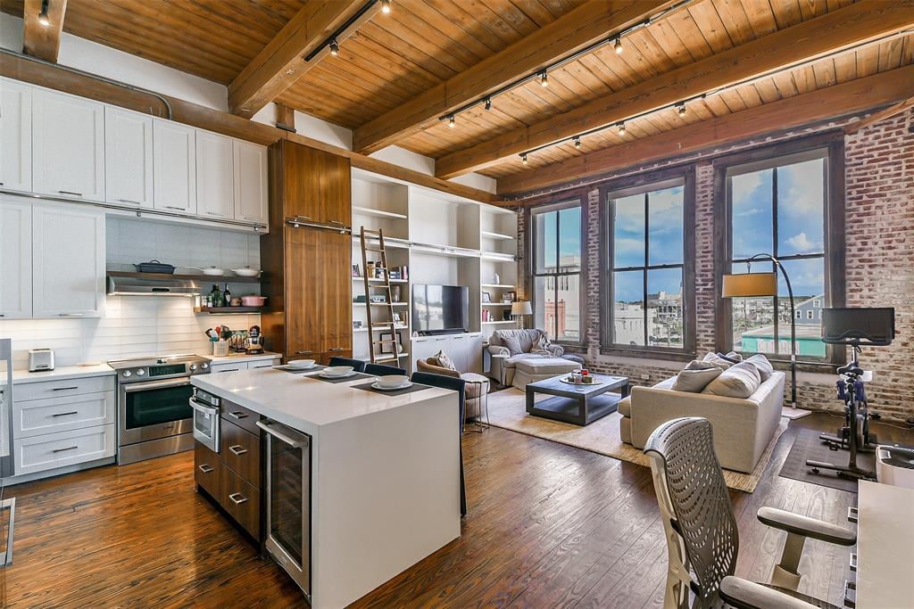 2400 Mechanic St, #304