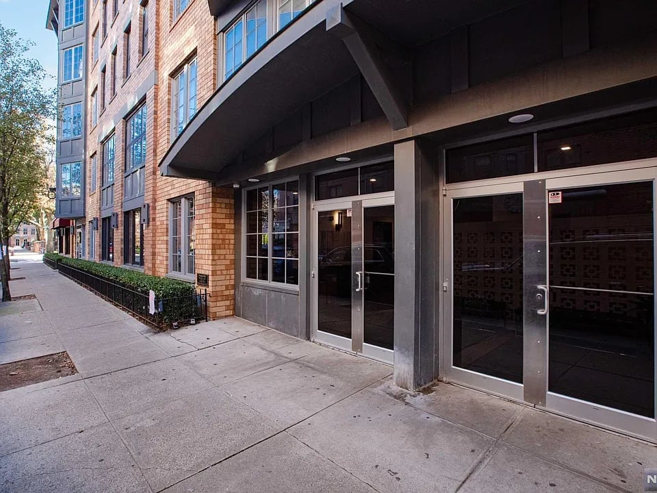 501 9th Street Unit: 507