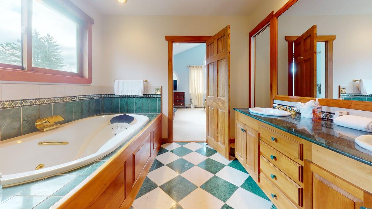 Sweet Berry Farm Winter Rental