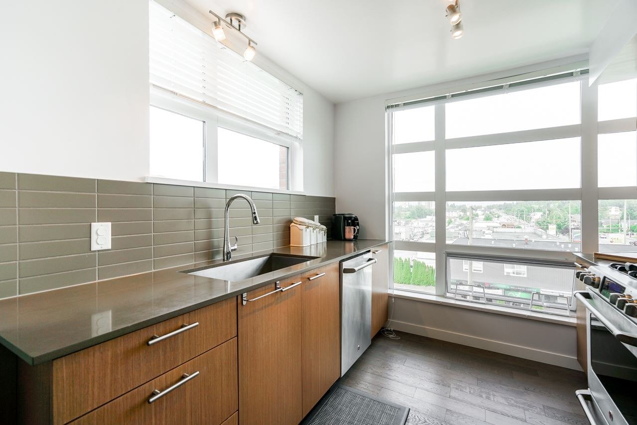 95 Moody St, #501