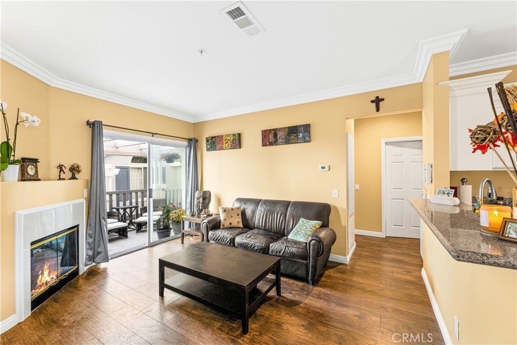19 Breakers Ln