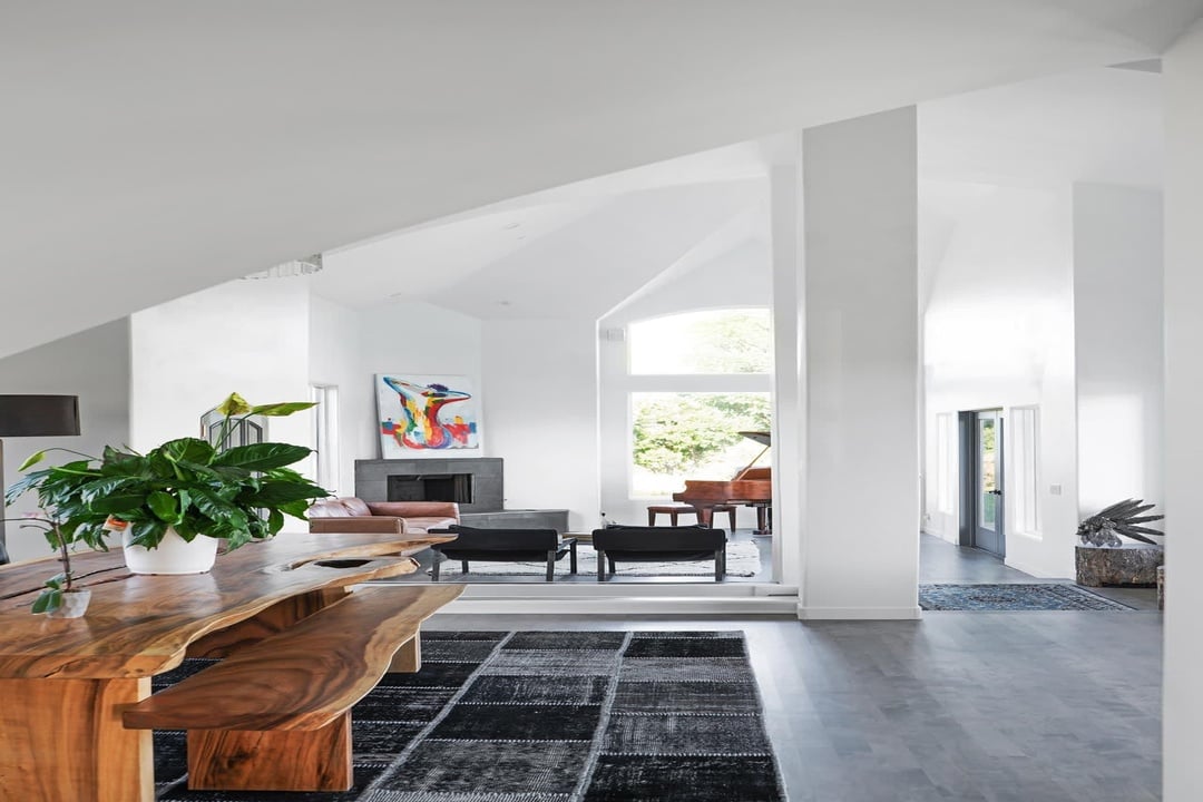 Grandeur House