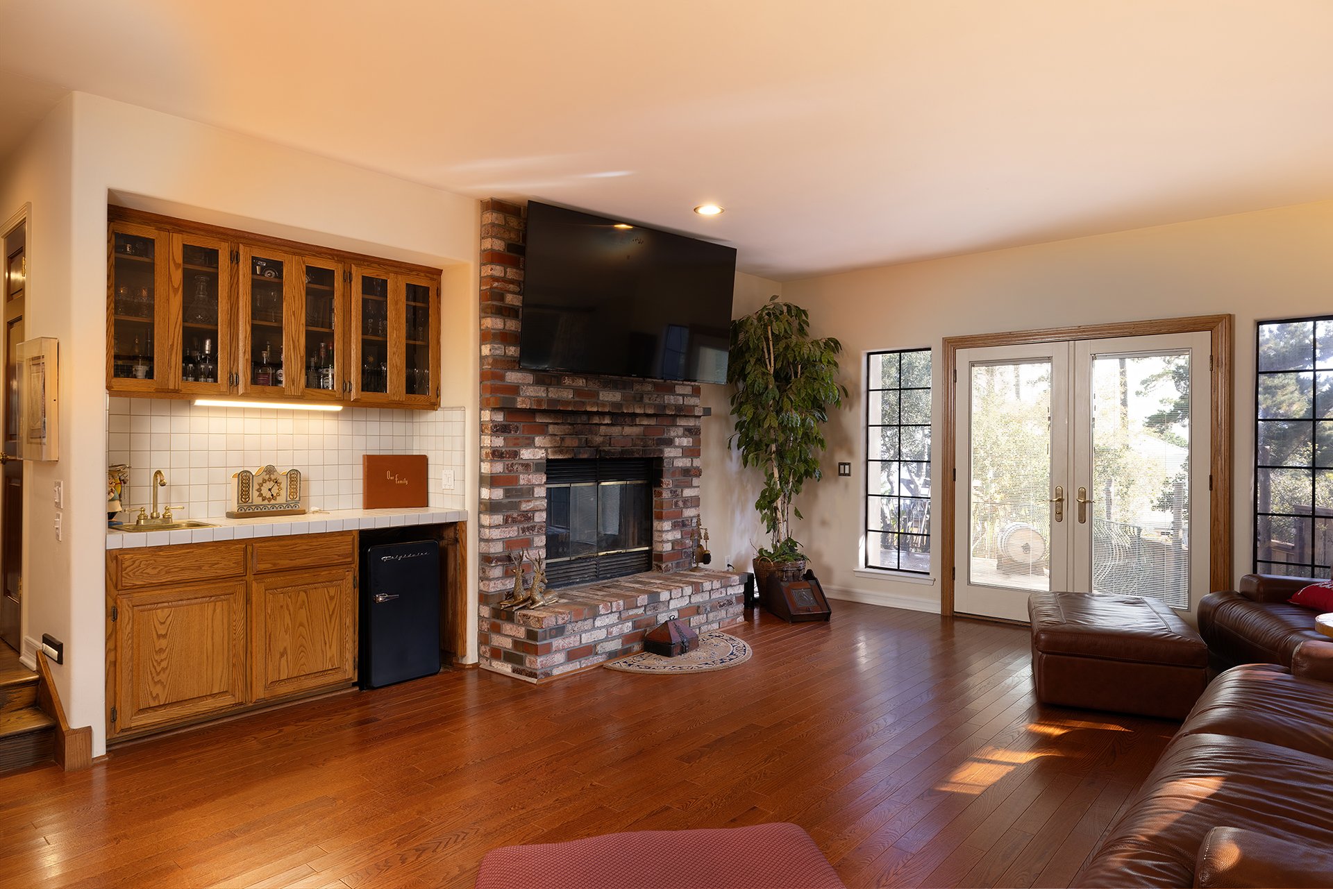 Spacious Skyline Forest Living
