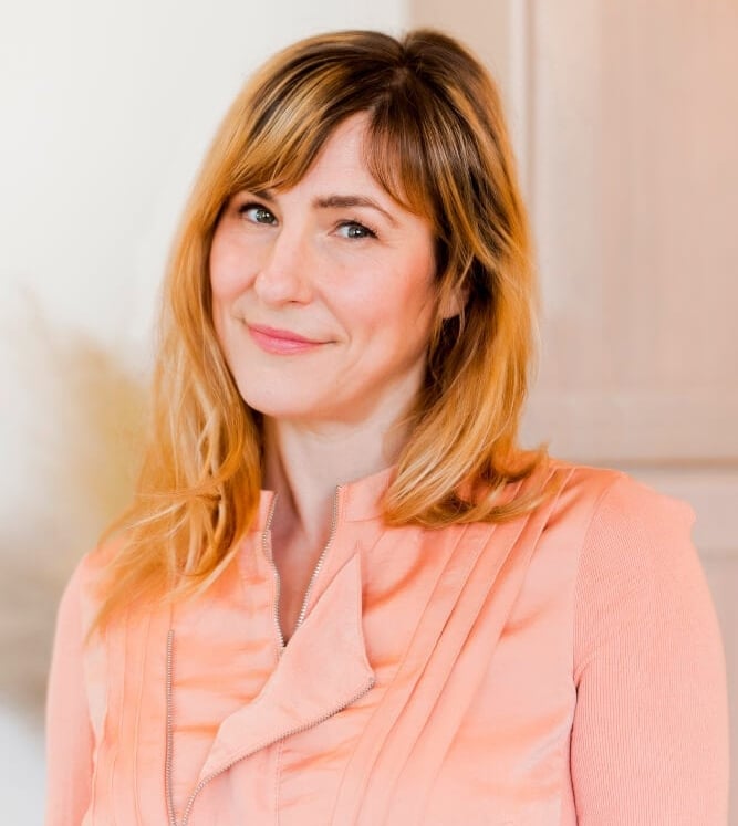 Courtney Jane Brown Amherst, MA Real Estate Agent Headshot