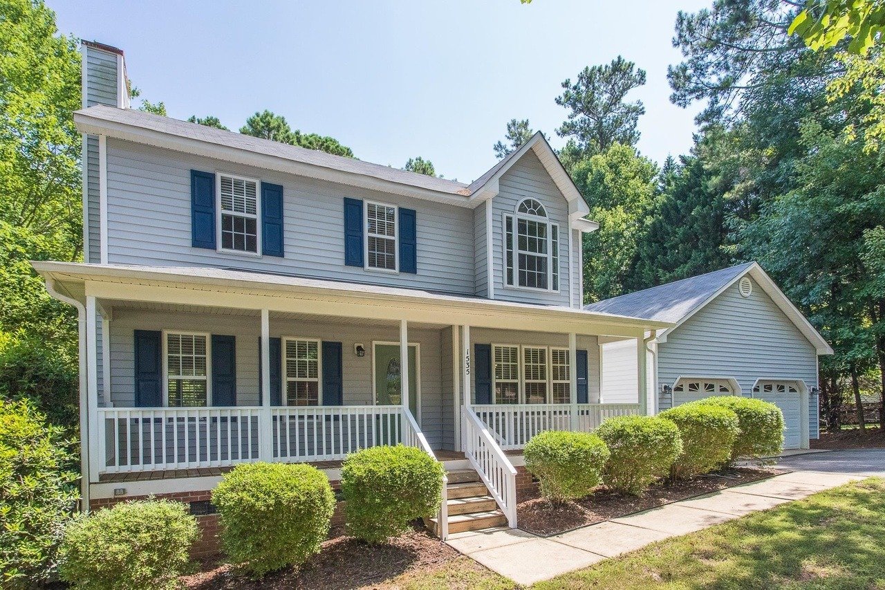 1535 Middle Ridge Dr