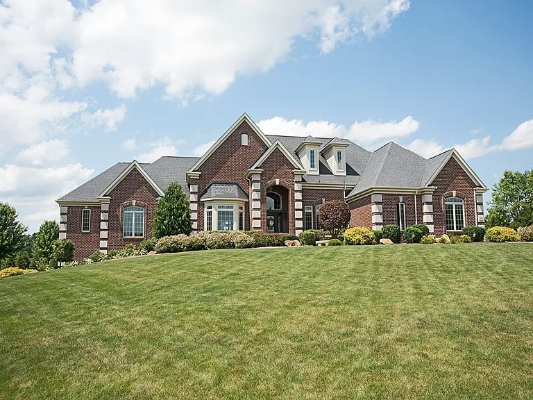 317 Cambridge Dr